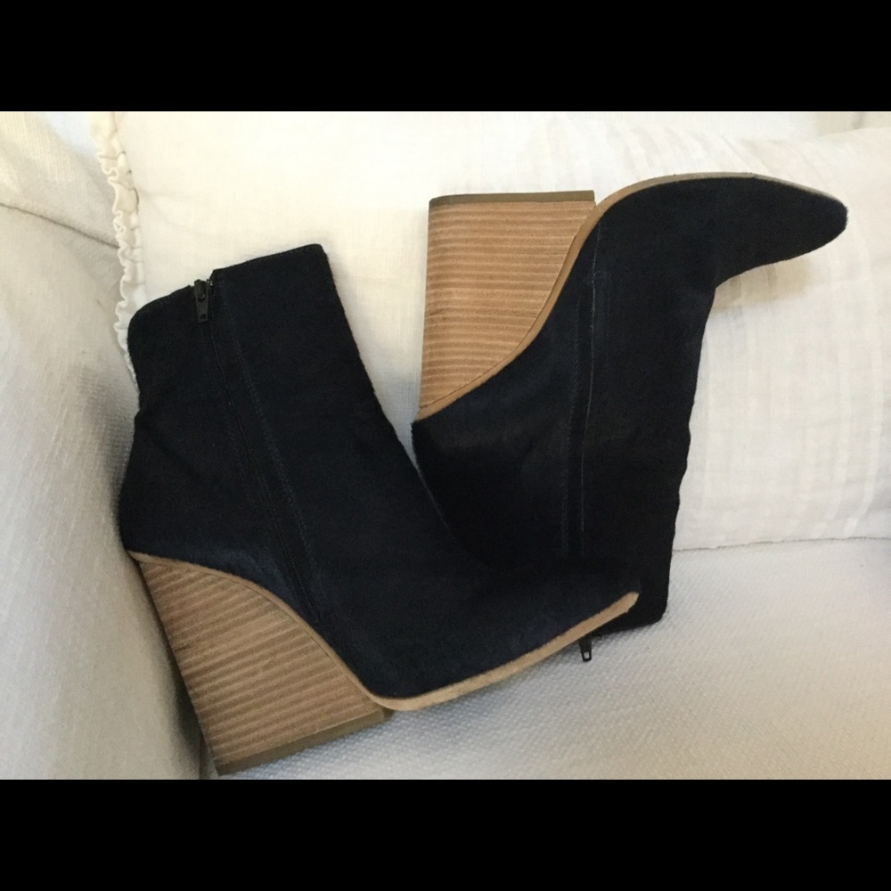 Booties - Picture 5 of 8